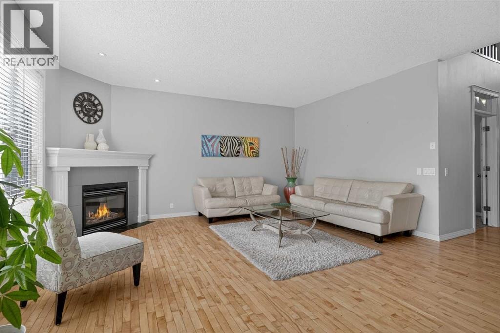 125 Cranleigh Park SE — photo 4
