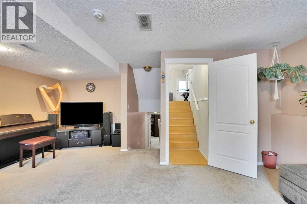 921 Arbour Lake Road NW — photo 32