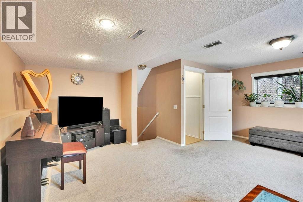 921 Arbour Lake Road NW — photo 35