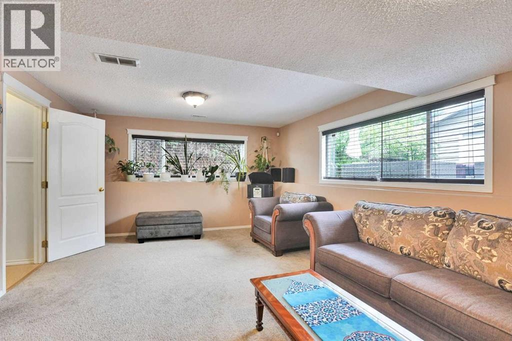 921 Arbour Lake Road NW — photo 36