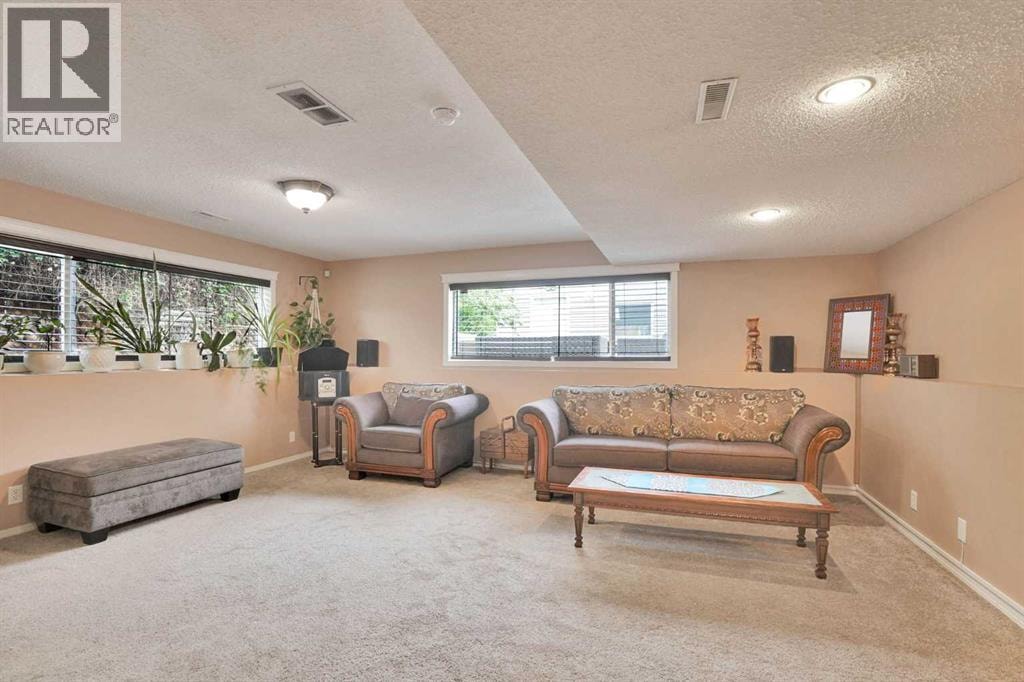 921 Arbour Lake Road NW — photo 37