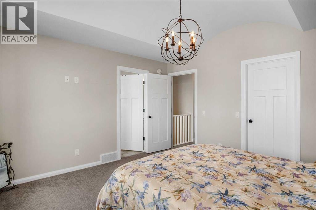 704 Stonehaven Drive — photo 26