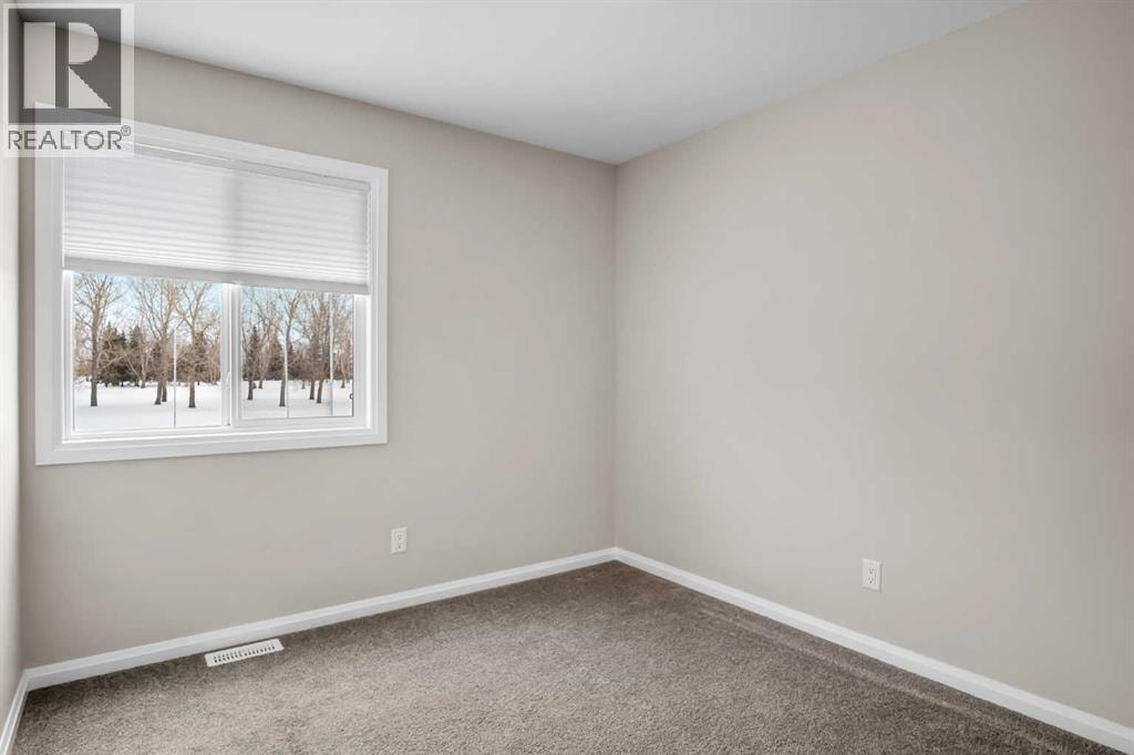 704 Stonehaven Drive — photo 23