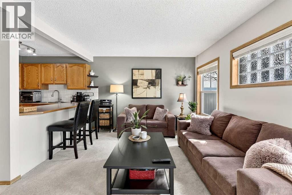 245 Millview Green SW — photo 4