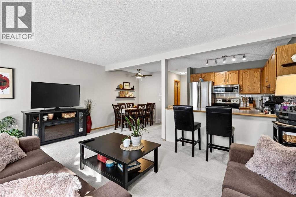 245 Millview Green SW — photo 5