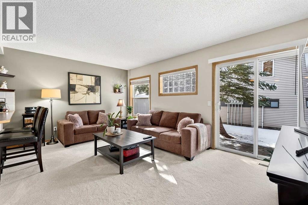 245 Millview Green SW — photo 2