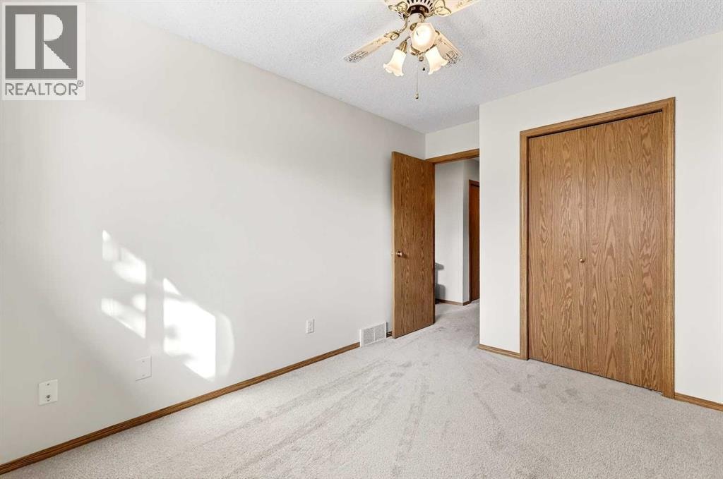 245 Millview Green SW — photo 23