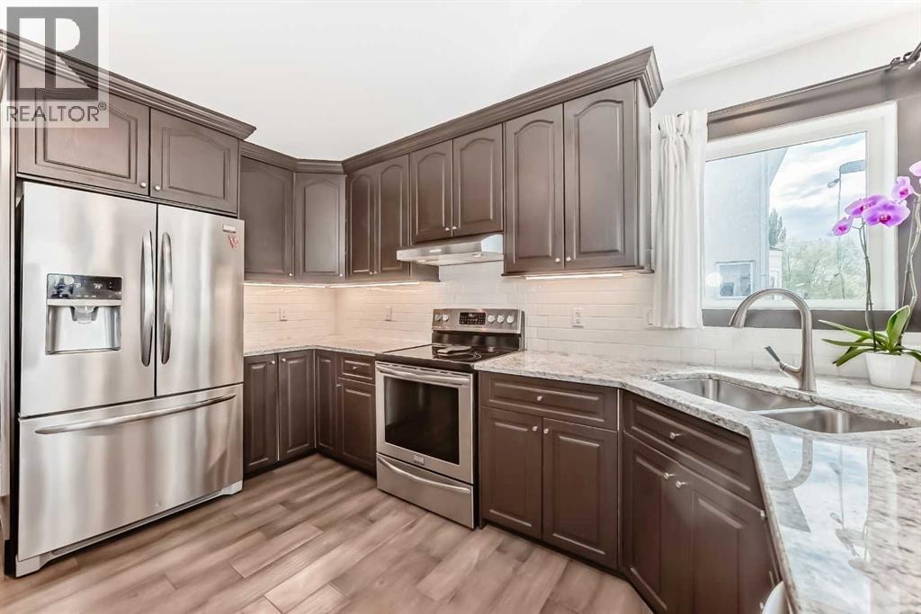 37 LAKESIDE GREENS Close — photo 8