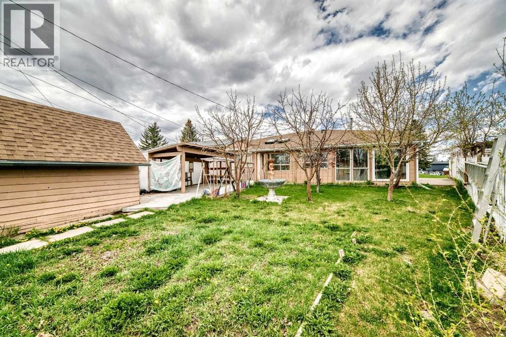 247 Huntford Way NE — photo 46