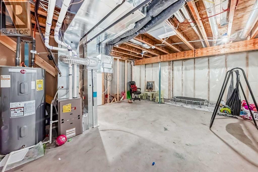1283 140 Avenue NW — photo 44