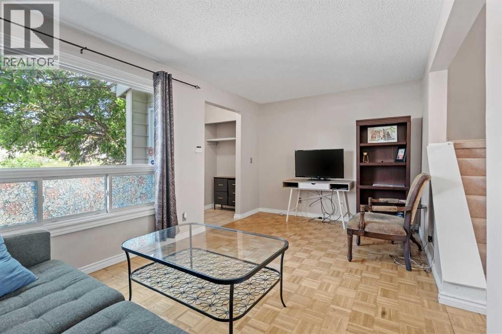 6646 Huntsbay Road NW — photo 4