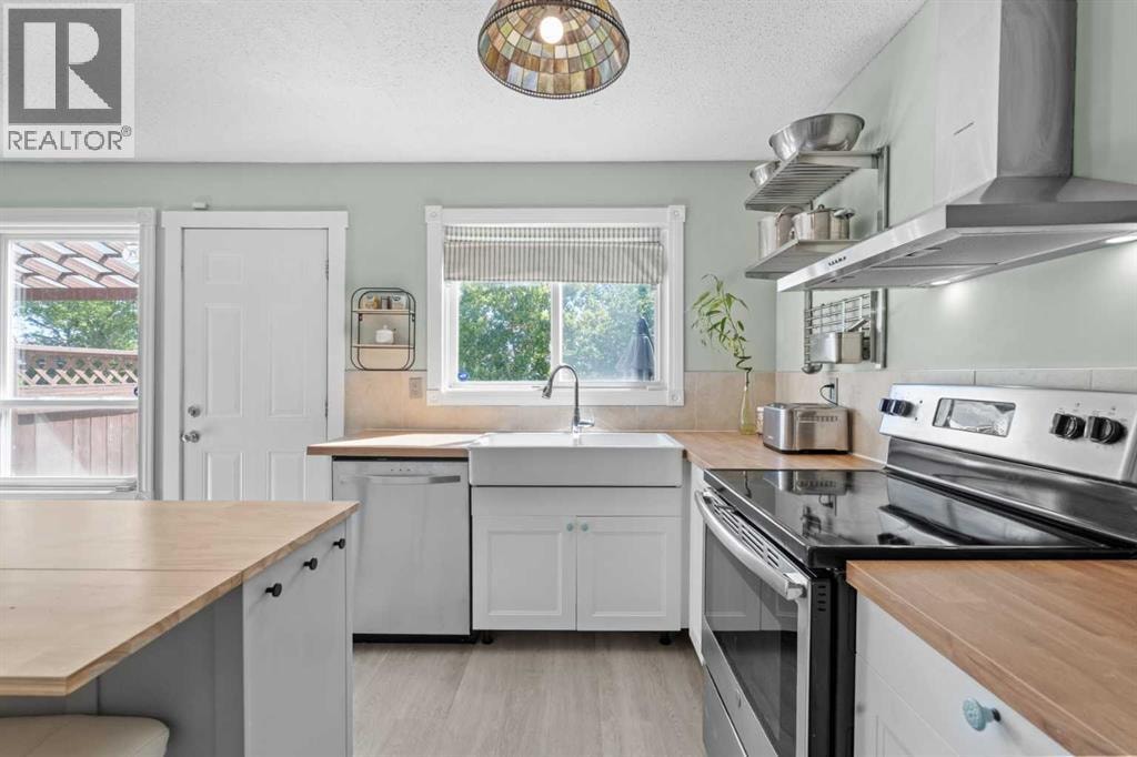 6646 Huntsbay Road NW — photo 10