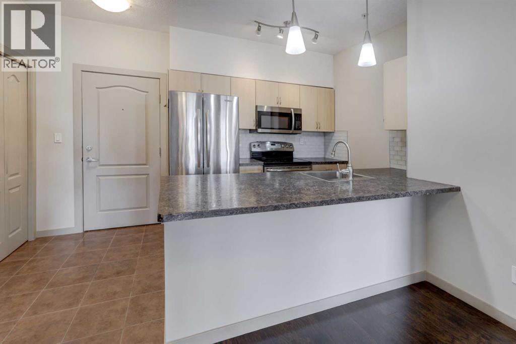 1204, 604 East Lake Boulevard NE — photo 12