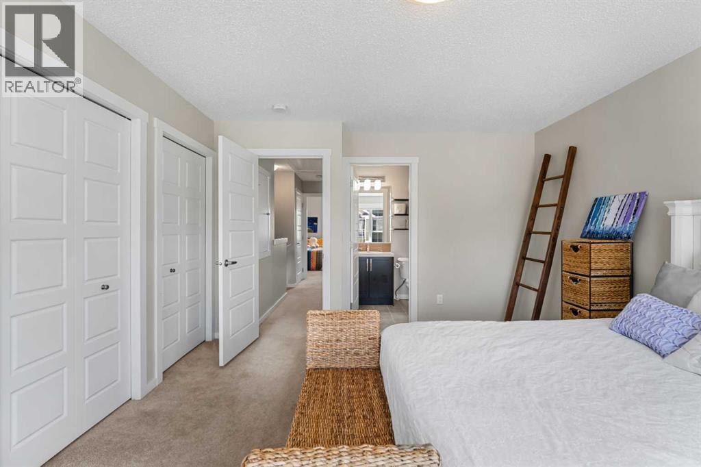 1017, 2400 Ravenswood View SE — photo 19