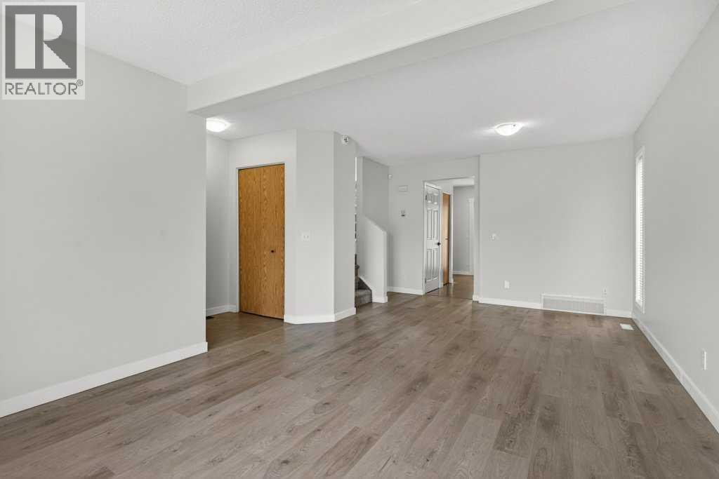 35 Martinview Crescent NE — photo 6