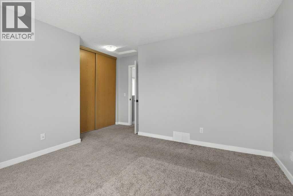 35 Martinview Crescent NE — photo 26