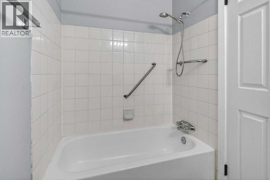 35 Martinview Crescent NE — photo 28