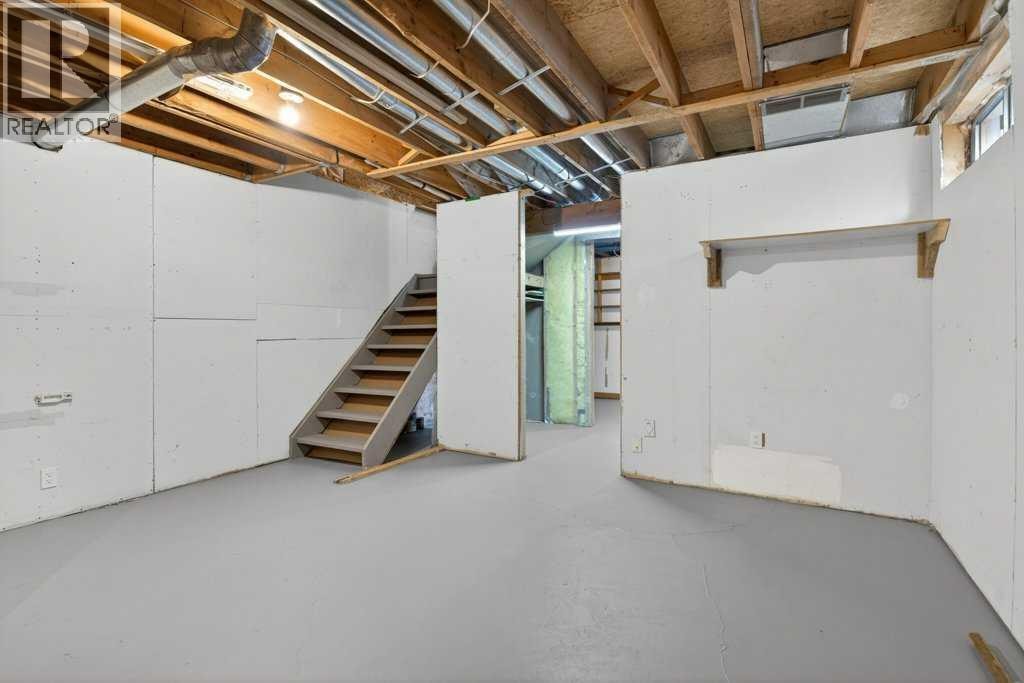 35 Martinview Crescent NE — photo 29