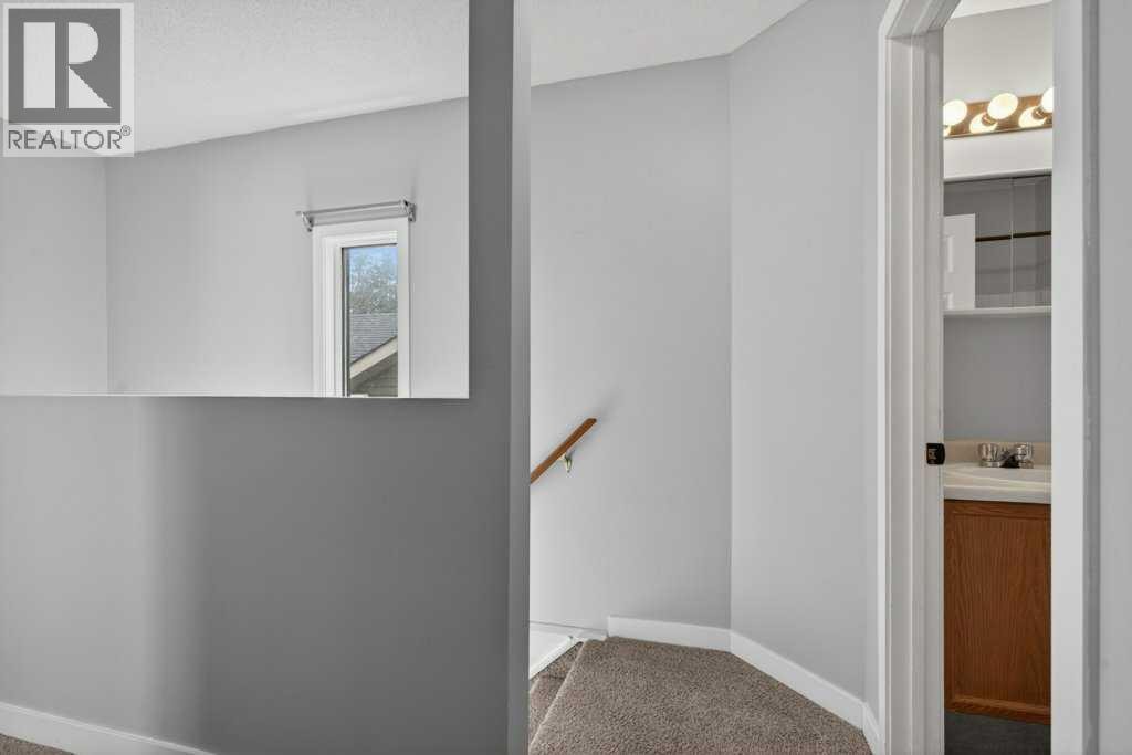 35 Martinview Crescent NE — photo 16