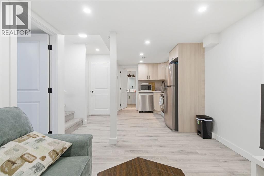 54 Belmont Manor SW — photo 36