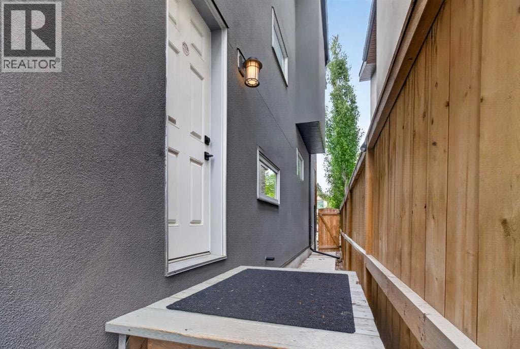 2234 28 Street SW — photo 37
