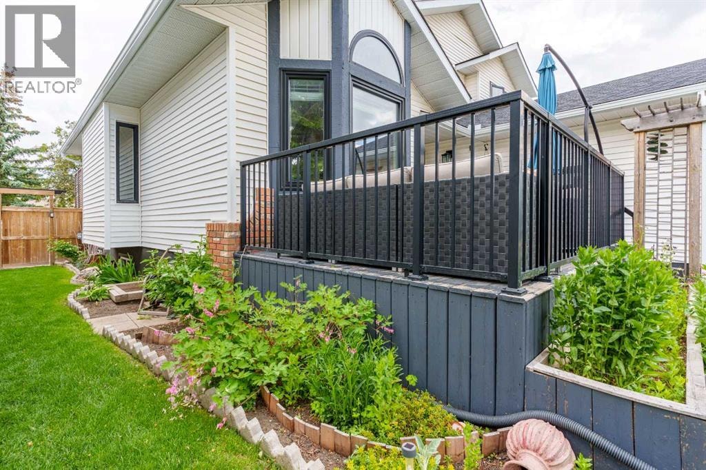 76 Edgepark Road NW — photo 7