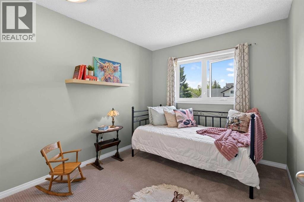 76 Edgepark Road NW — photo 32
