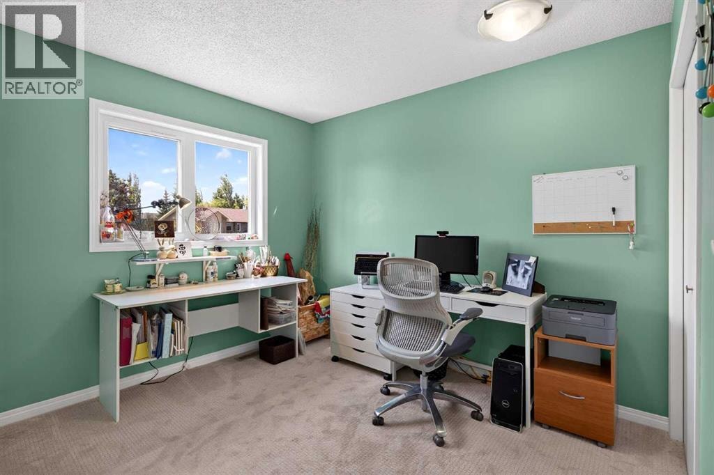 76 Edgepark Road NW — photo 30