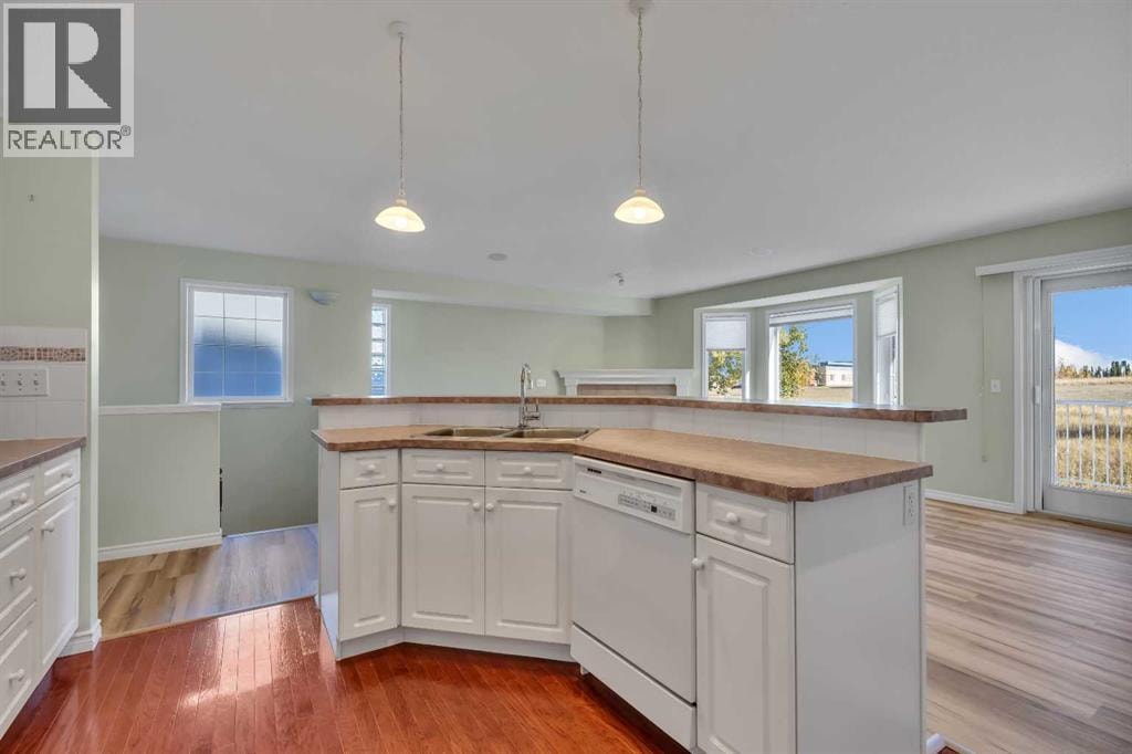 140 Valley Ridge Heights NW — photo 28