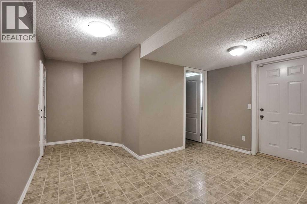 120 Country Village Cape NE — photo 40