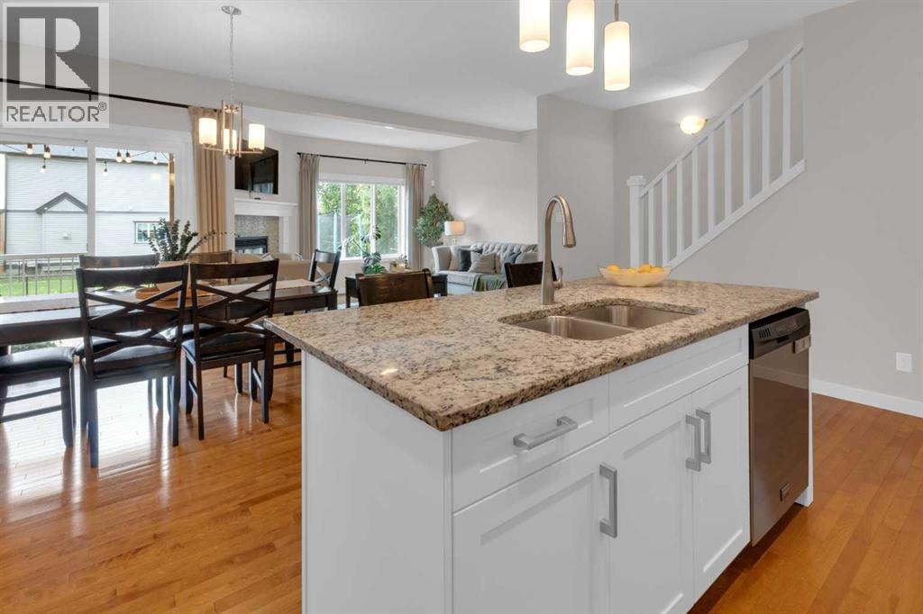 1373 Ravenswood Drive SE — photo 8