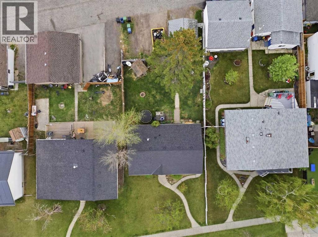 9032 Fairmount Drive SE — photo 10
