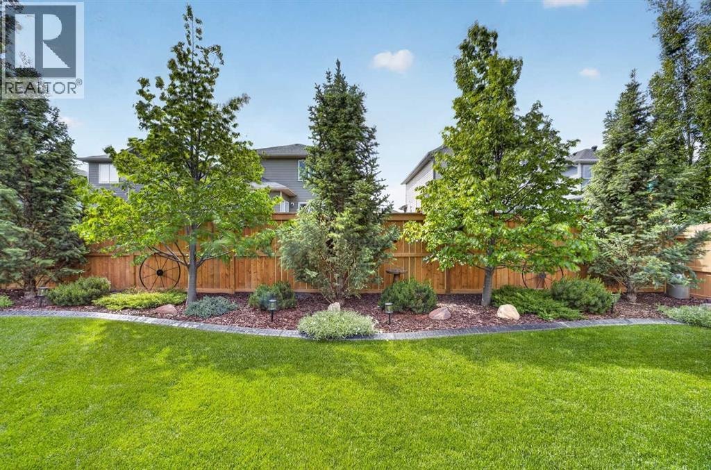 758 Stonehaven Drive — photo 32