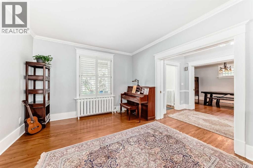 4112 8 Street SW — photo 10