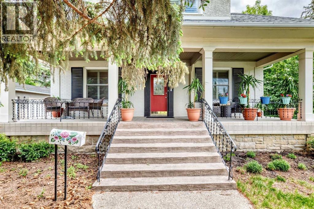 4112 8 Street SW — photo 3