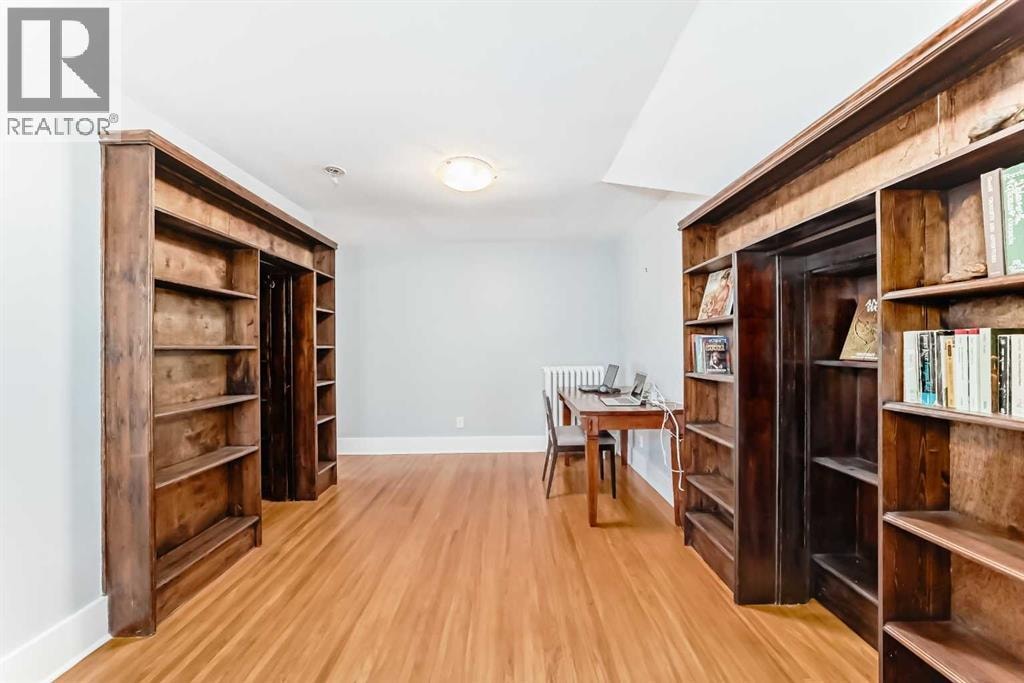 4112 8 Street SW — photo 37
