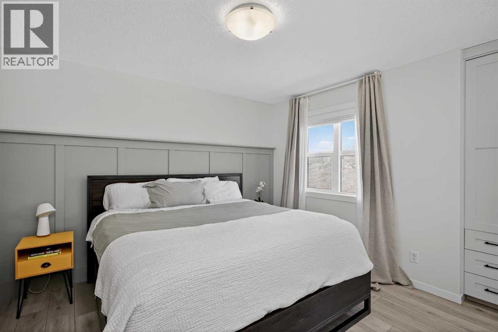 228 Cranbrook Square SE — photo 17