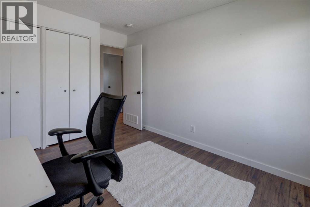 460 Parkridge Crescent SE — photo 14