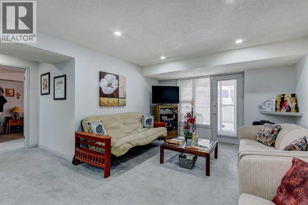 38 Millbank Hill SW — photo 29