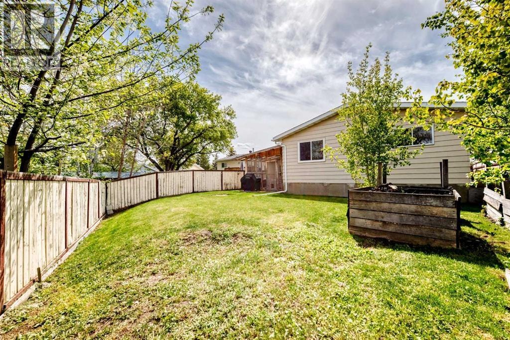 11 Huntstrom Place NE — photo 46