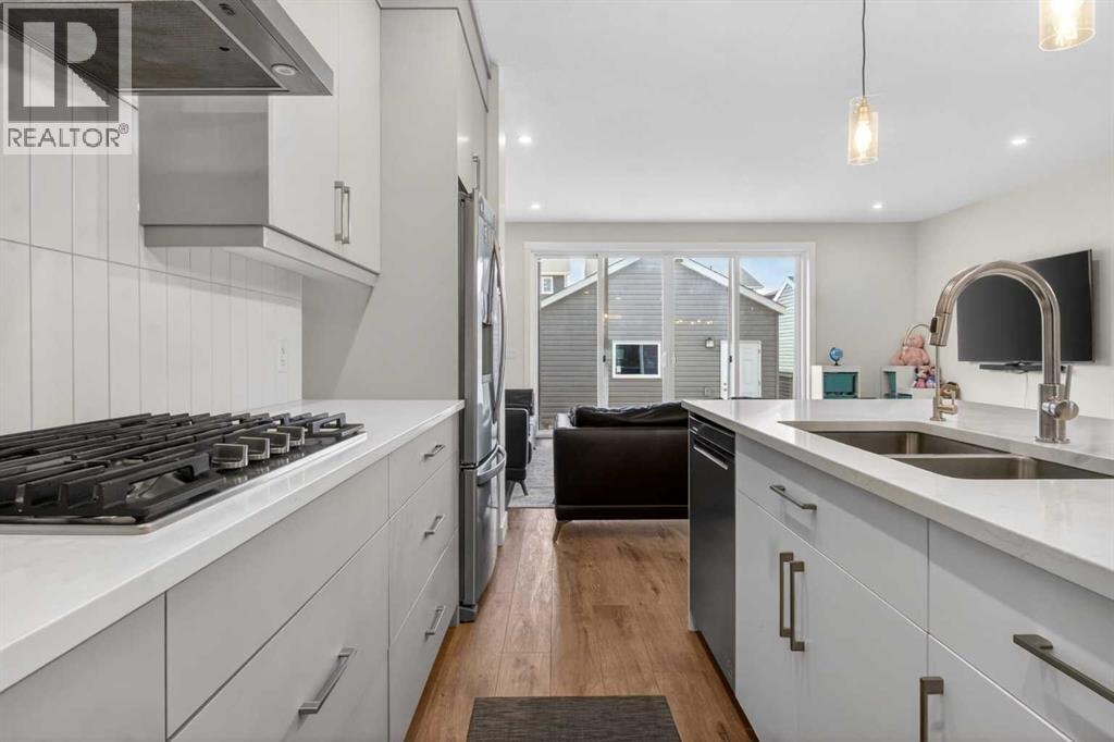55 Herron Street NE — photo 8