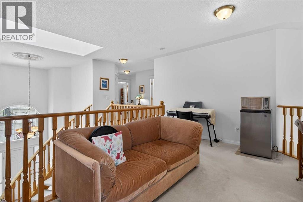 307 Hampstead Way NW — photo 33