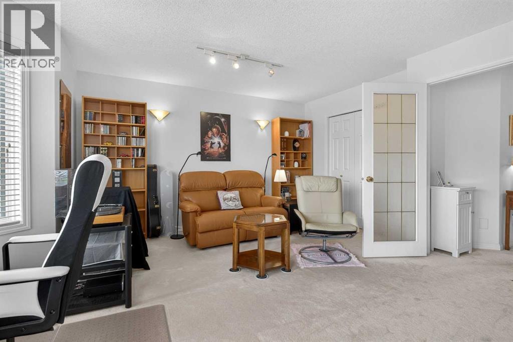 307 Hampstead Way NW — photo 39
