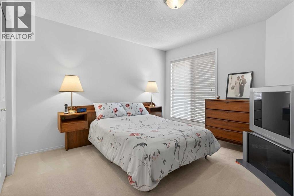 307 Hampstead Way NW — photo 35