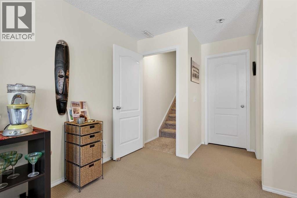 92 Hamptons Link NW — photo 33