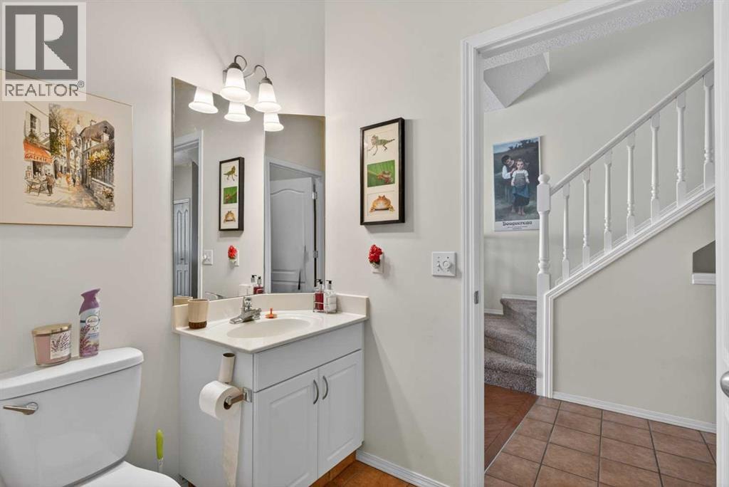 92 Hamptons Link NW — photo 19