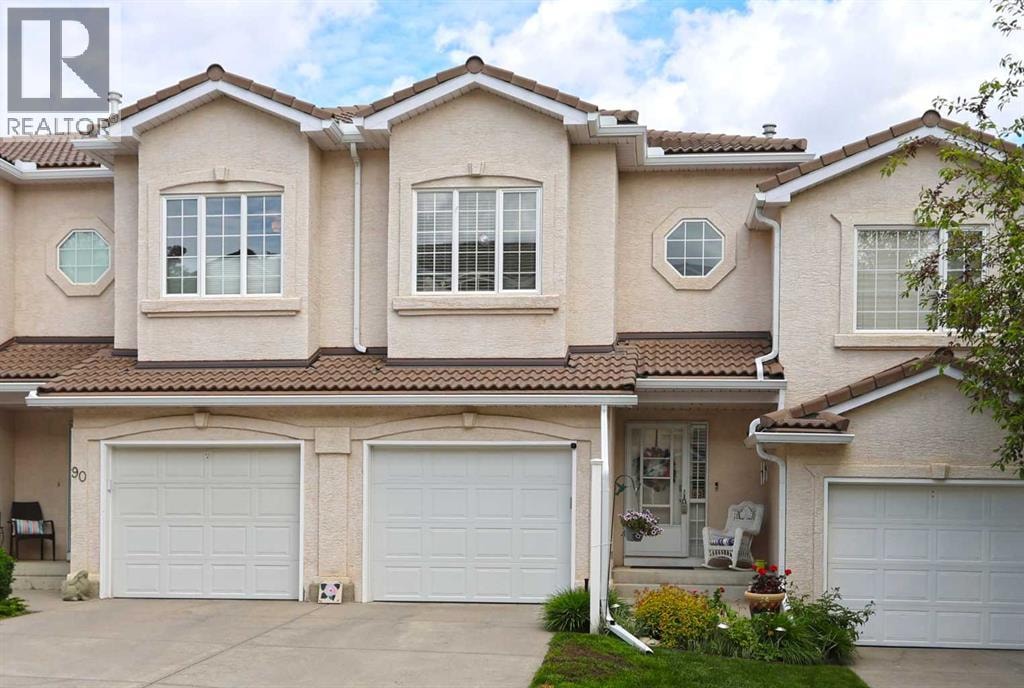 92 Hamptons Link NW