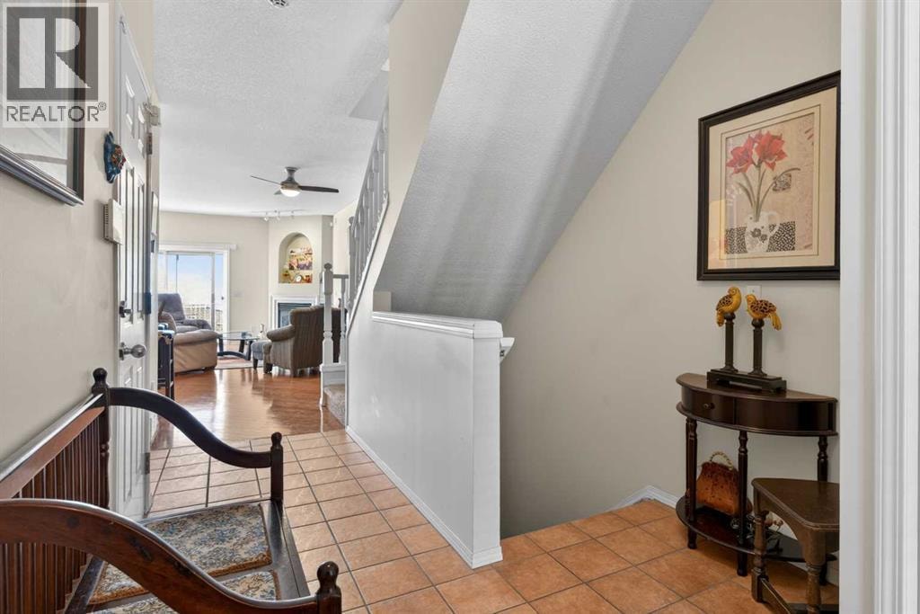 92 Hamptons Link NW — photo 6
