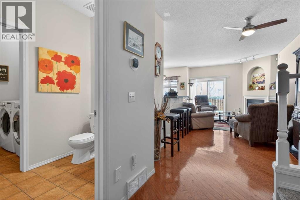92 Hamptons Link NW — photo 18