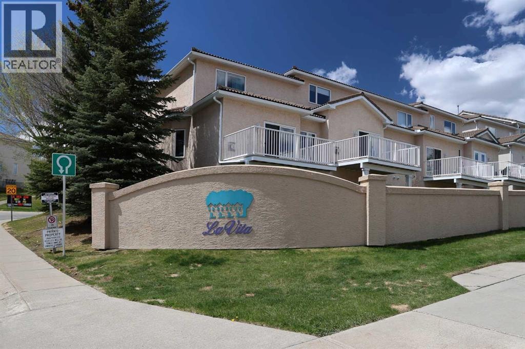 92 Hamptons Link NW — photo 47